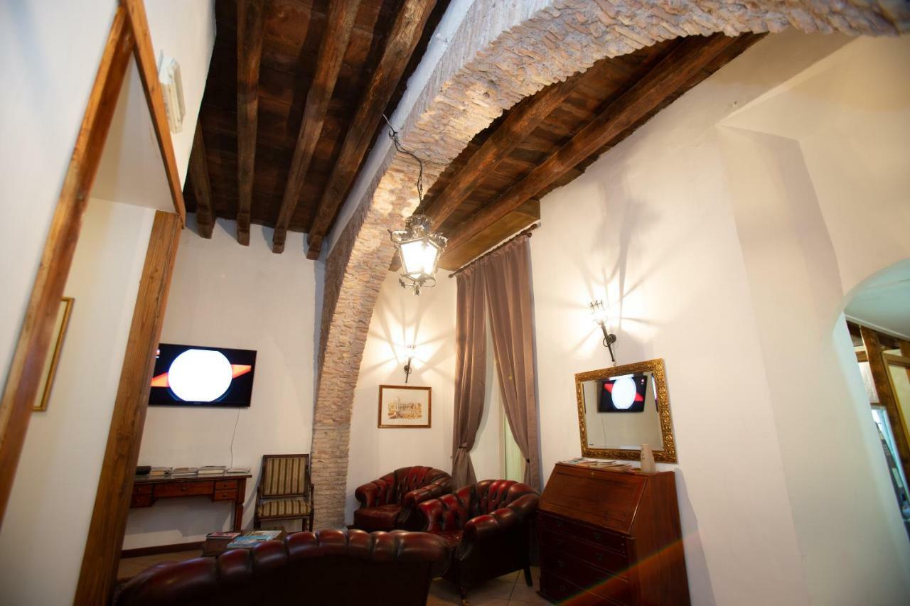 Hotel Giubileo โรม ภายนอก รูปภาพ